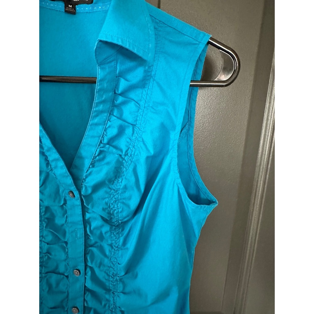 Express Studio Womens Turquoise Blue Ruffle Front‎ Sleeveless Blouse Size M - Picture 4 of 9